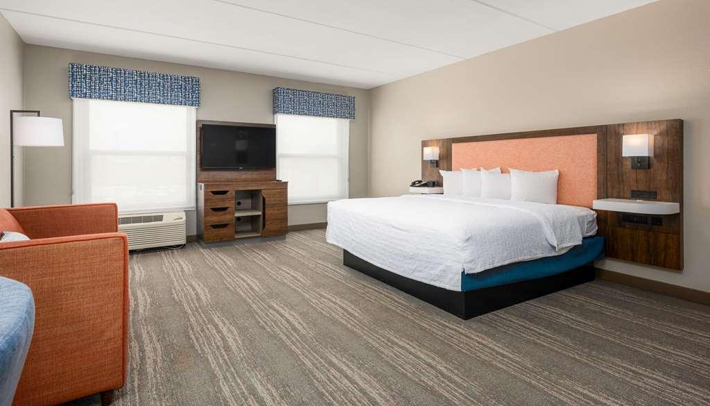 Hampton Inn & Suites Harlingen Room photo