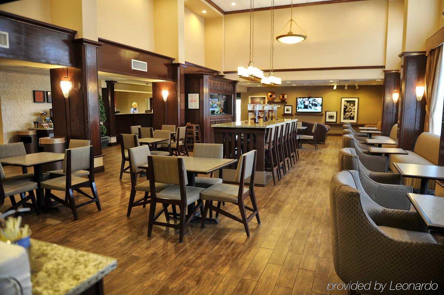 Hampton Inn & Suites Harlingen Exterior photo